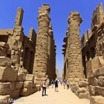 Descubierto en 1884, el Templo de Lúxor, dedicado a Amón el dios egipcio del viento, es sin duda una de los más espectaculares de Egipto.
