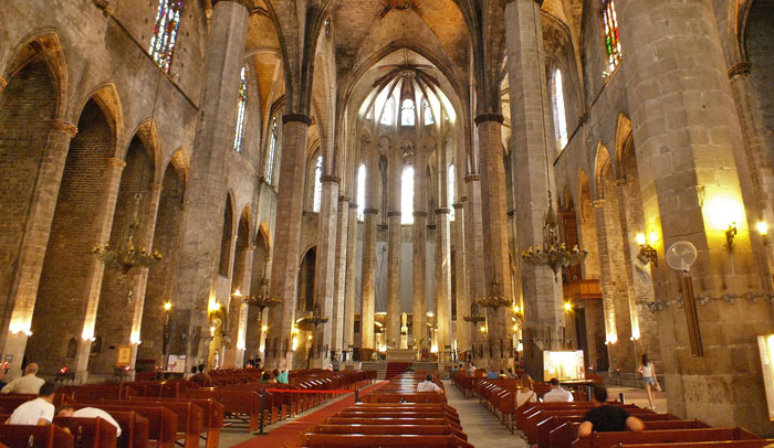 Basílica de Santa María del Mar. Foto Amaianos. Licencia Creative Commons.