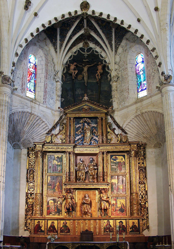 Retablo mayor de la Iglesia de Santa Eulalia de Paredes de Nava con obras de Berruguete