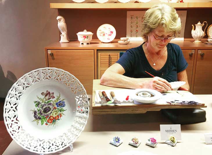 Cada una de las piezas de la porcelana de Meissen se elaboran a mano