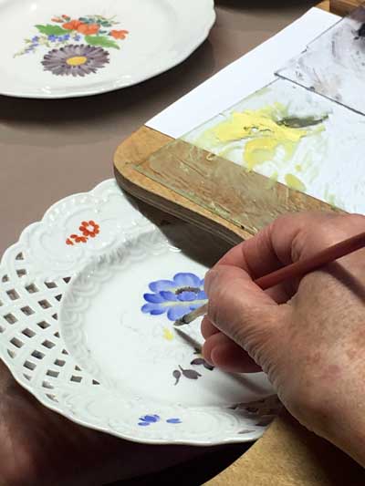 Cada una de las piezas de la porcelana de Meissen se elaboran a mano