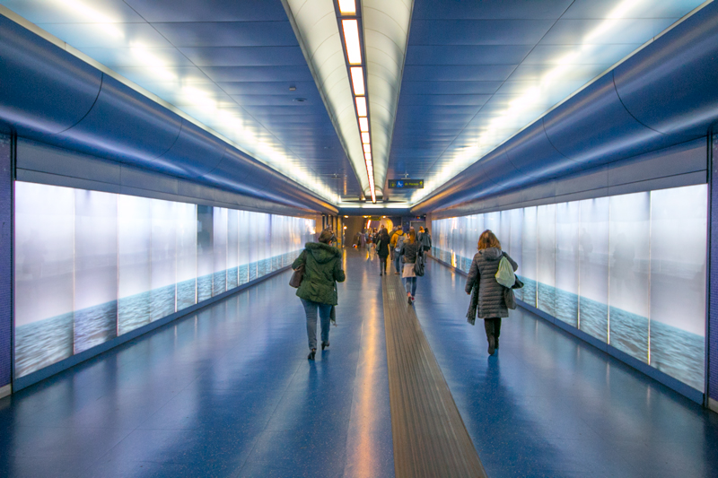 Estación de metro de Toledo, proyectada por el estudio del español Óscar Tusquets © Javier Zori del Amo