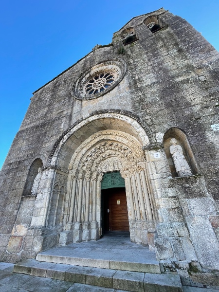 Portada de la Iglesia de Santa Maria de Azogue de Betanzos