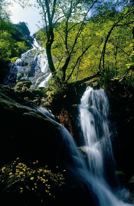 Cascada de Aitzondo o Irusta en Aiako Harria (Irun)