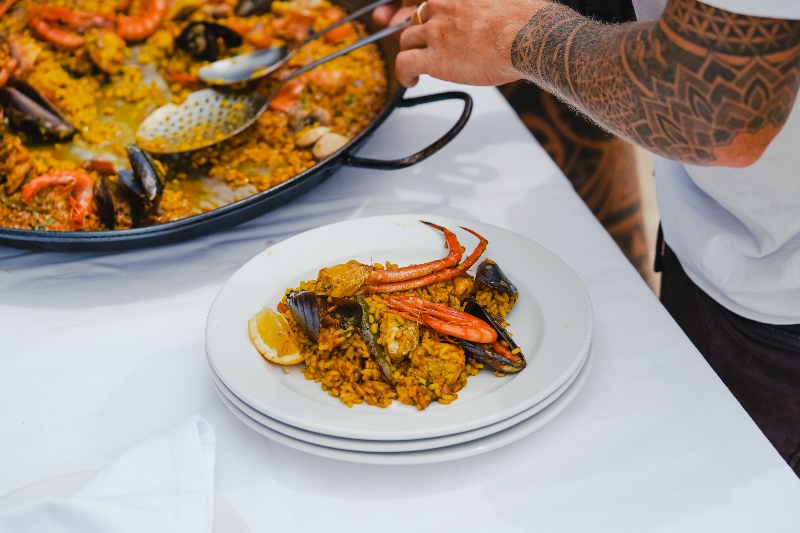 Los arroces de pescado y marisco son muy populares de la gastronomía de Sant Josep de sa Talaia.