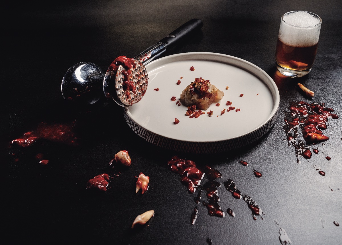 Saltsa Nostra en una mezcla de cómic, recetas y técnicas culinarias