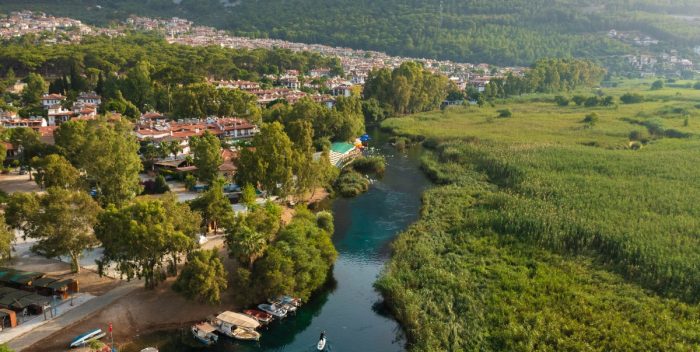 imagen Türkiye suma cuatro pueblos a…