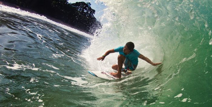 imagen Guía de surf por Panamá,…