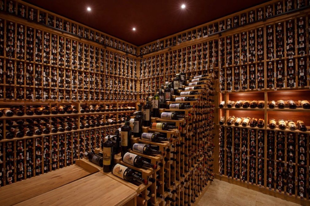 Bodega de Les Grands Buffets Bodega de Les Grands Buffets