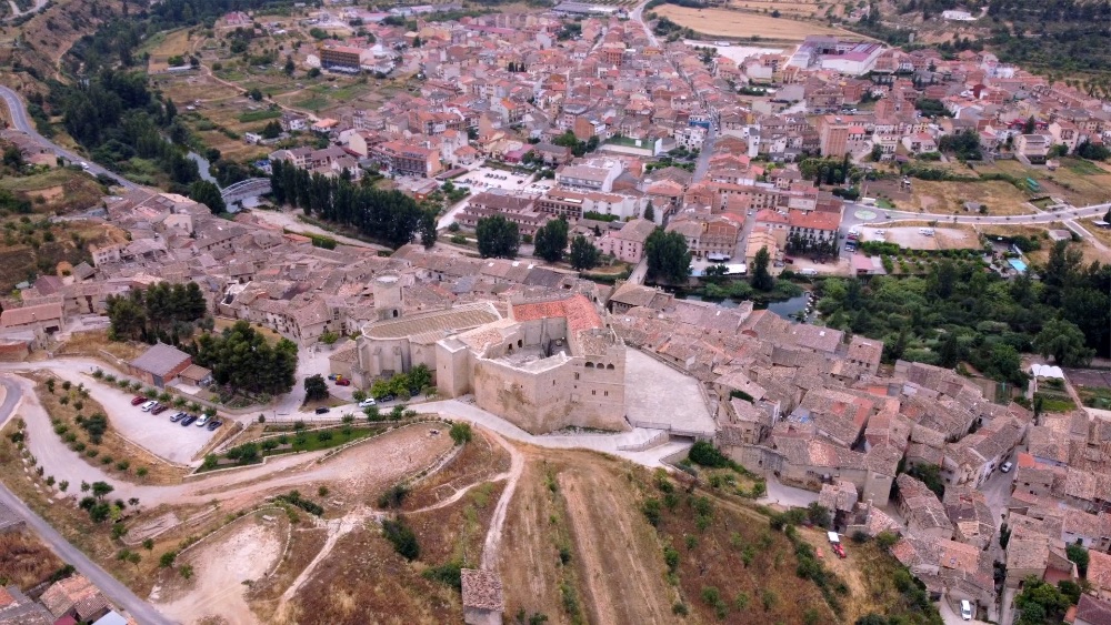 Castillo de Valderrobres a vista de dron Castillo de Valderrobres a vista de dron