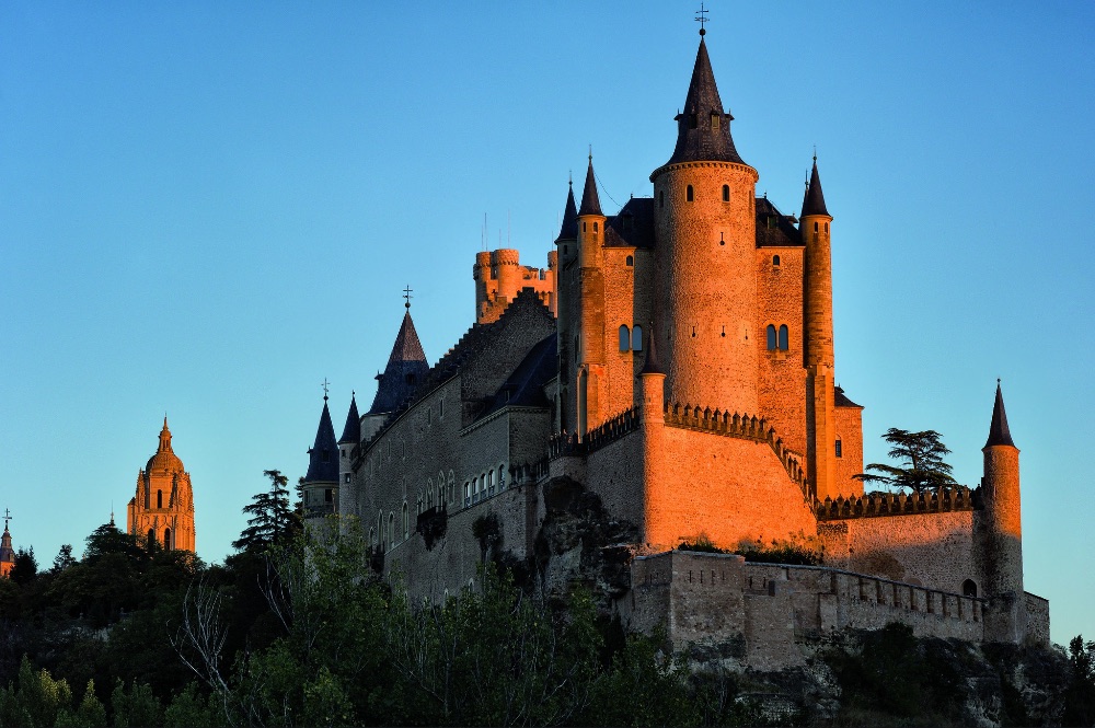 Alcázar de Segovia por la tarde. Fuente Ayuntamiento de Segovia Alcázar de Segovia por la tarde. Fuente Ayuntamiento de Segovia