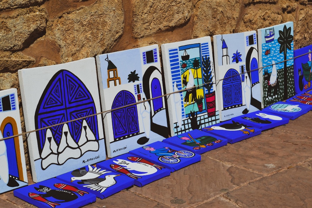 El arte está muy presente en las calles de Essaouira. Foto Pixabay, autor Moiztigmi.