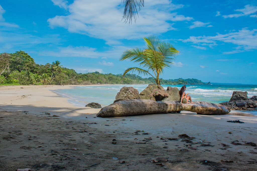 Disfrutando de Red Frog beach en Isla Bastimentos, provincia de Bocas del Toro. Foto Visit Panamá Disfrutando de Red Frog beach en Isla Bastimentos, provincia de Bocas del Toro. Foto Visit Panamá