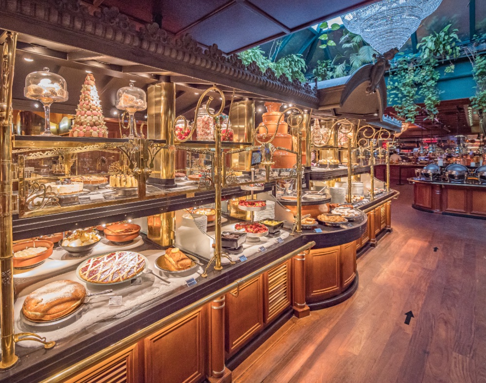 Buffet de postres de Les Grands Buffets Buffet de postres de Les Grands Buffets