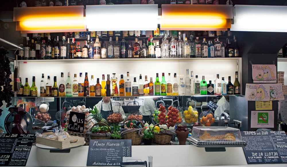 Tapas24 es uno de los locales más emblemáticos de Barcelona. Tapas24 es uno de los locales más emblemáticos de Barcelona.